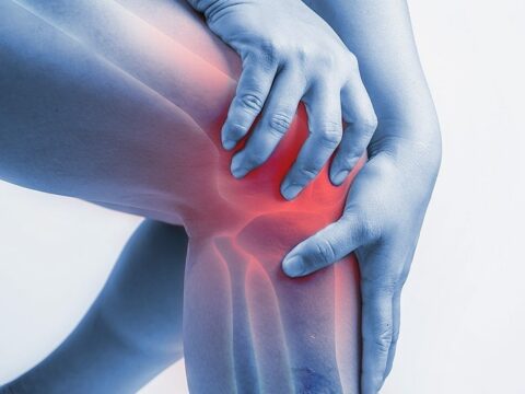 중년 이후 관절이 달라지는 이유와 일상에서 느끼는 변화